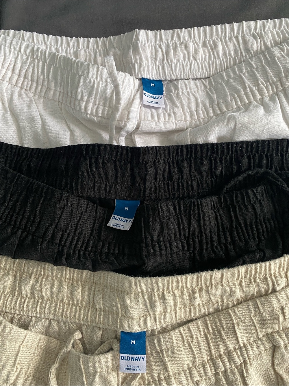 3-Pack Old Navy Linen Blend Drawstring Pants in White, Black, and Beige - Picture 5 of 6